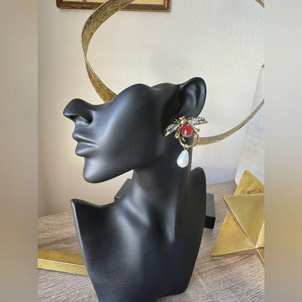 Red Bee Earrings A1259